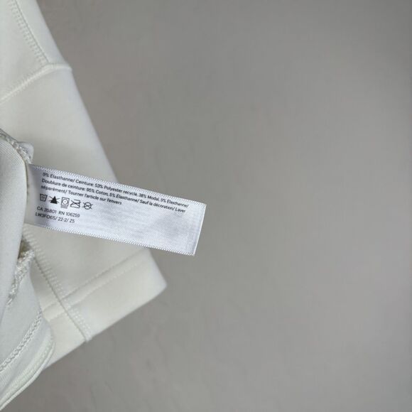 Lululemon Softstreme Gathered T-Shirt - Picture 3 of 6